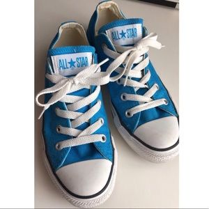 Converse Low Tops Blue